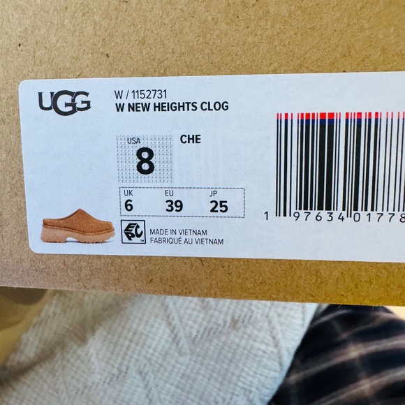 New UGG NEW HEIGHTS CLOG - Picture 7 of 8
